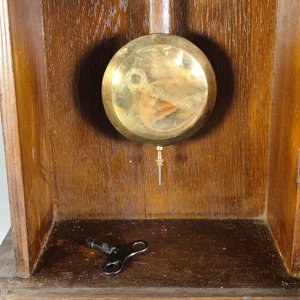 Reloj de Pared con Caja de Roble, Completo y Funcionando - imagen 6