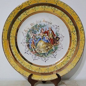 Lote anterior: Plato Decorativo Vintage Porcelana Borde Dorado Escena Colonial