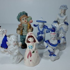 Lote siguiente: Figuras de Porcelana Variadas: Novios, Ángel, Niños y Más