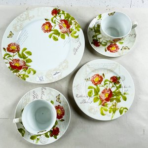 Set de 7 Piezas "Botanical Collection" con Tazas, Platos y Platillos - imagen 2