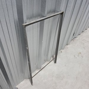 Estructura Metálica Gris para Cartelería, Caballetes y Mesas - imagen 6