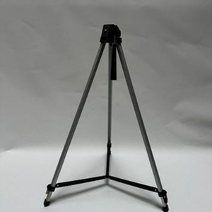 Lote siguiente: Trípode Profesional de Aluminio, Altura 97 cm