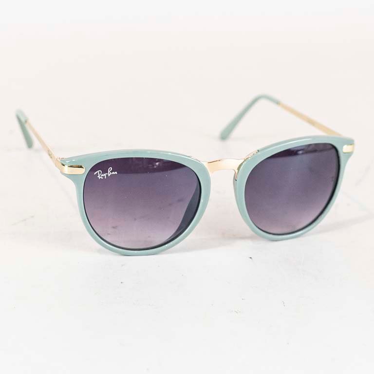 Lote siguiente: Par de gafas de sol Ray-Ban