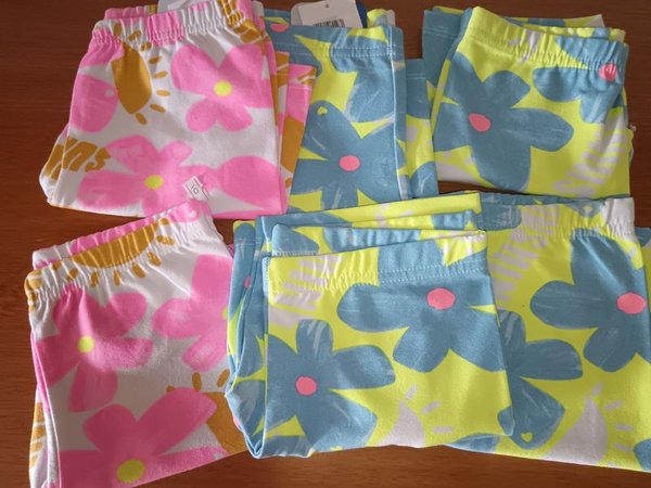 Lote de calzas y toallas estampadas para niñas - imagen 2