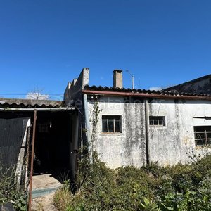 Casa a refaccionar en amplio terreno - imagen 30