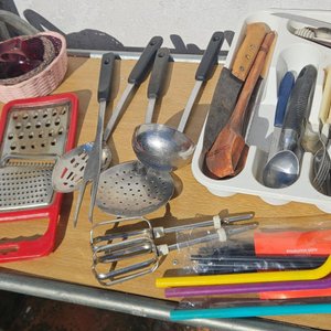Lote de Cubiertos y Utensilios de Cocina Variados - imagen 3