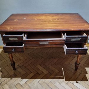 Antiguo Escritorio de Madera con 5 Cajones y Patas Torneadas - imagen 14