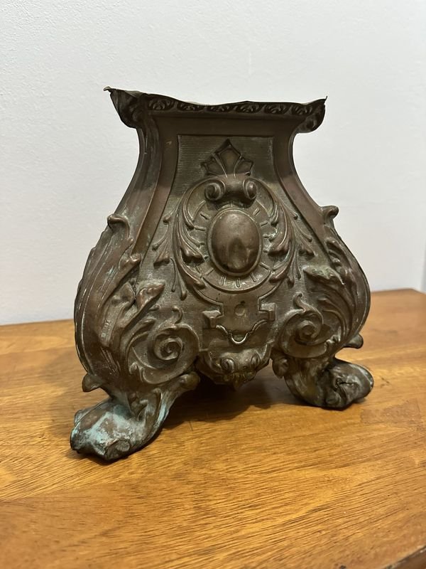 Lote siguiente: CandeLabro Francés Antiguo para Decoración