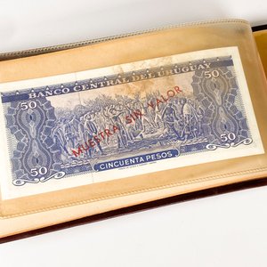 Álbum con Billetes del Banco Central del Uruguay - imagen 3