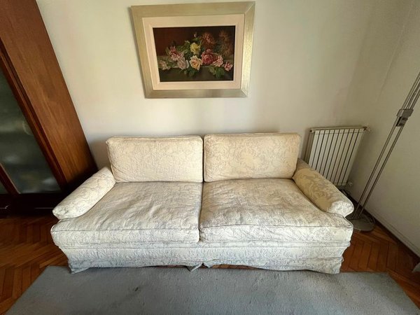 Sillón de 3 Cuerpos Tapizado Beige con Diseño Floral - imagen 1