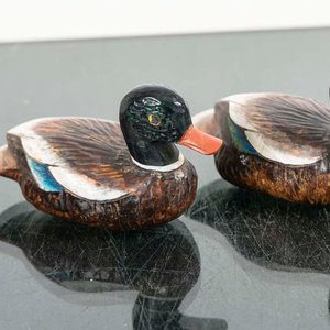 Par de Patos de Madera Decorativos - imagen 2