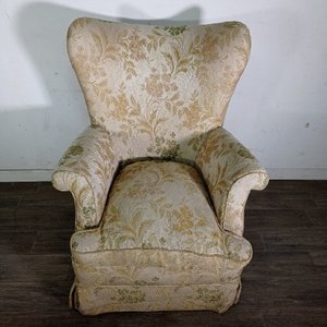 Sillón de Estilo con Tapizado Floral y Desgaste - imagen 2