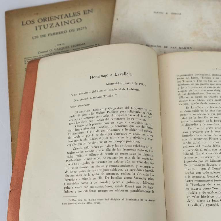 Item 2111835 - Image 1