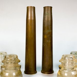 Lote de Aisladores de Vidrio y Vainas de Bronce Vintage - imagen 4