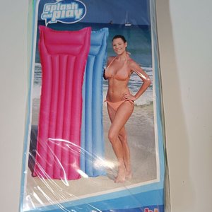 Colchón Inflable para Piscina y Lámparas LED con Portalámparas - imagen 6