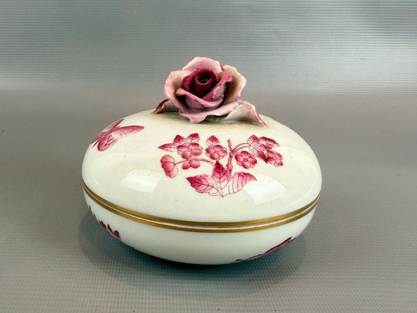 Caja de Porcelana con Tapa Decorada con Flores y Mariposas - imagen 1