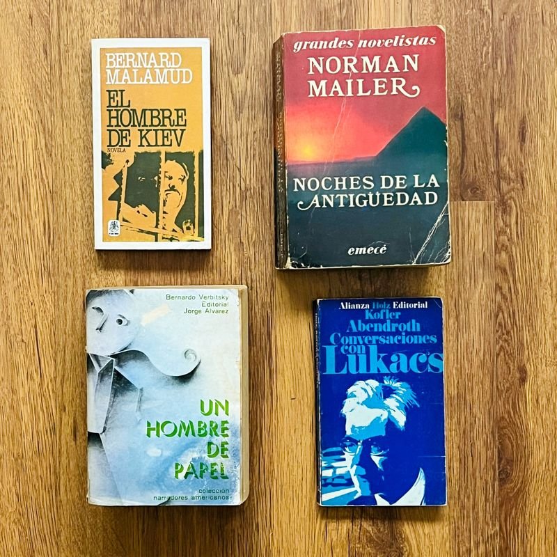 Lote de 4 Libros: Noches de Antigüedad, El Hombre de Kiev, Conversaciones con Lukacs y Un Hombre de Papel