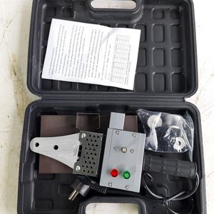 Lote siguiente: Termofusora Eléctrica 800W con Accesorios y Valija
