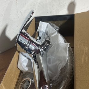Lote siguiente: Grifería de Baño Cromada Nueva