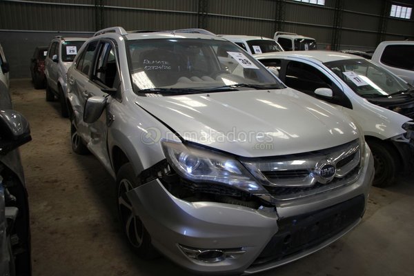 Camioneta BYD S7 SUV Gris Plata - imagen 1
