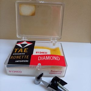 Lote siguiente: Capsula Pickering XV-15 para Vinilos con Aguja Diamante Elíptico y Cepillo
