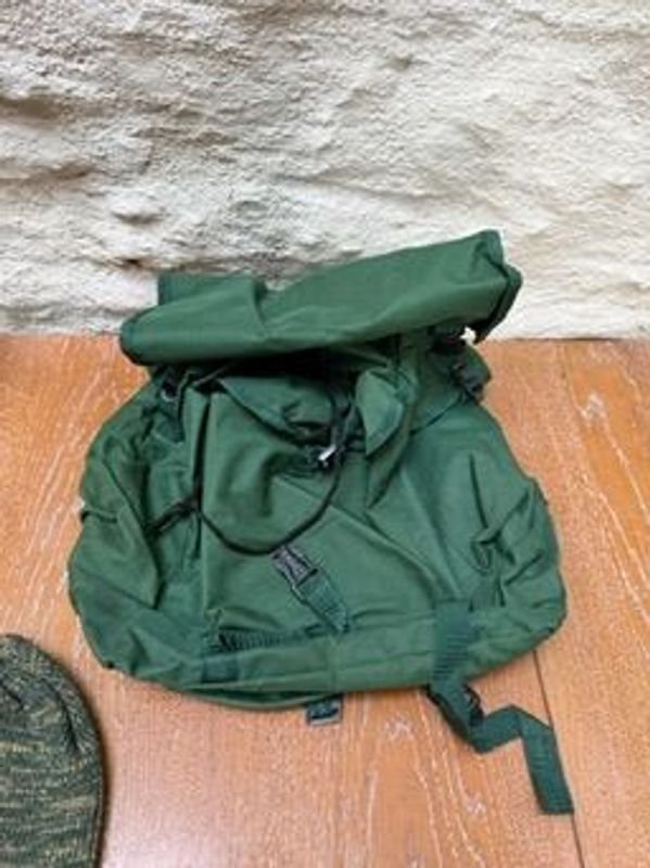 Lote de camping con equipo y accesorios para aventuras - imagen 4