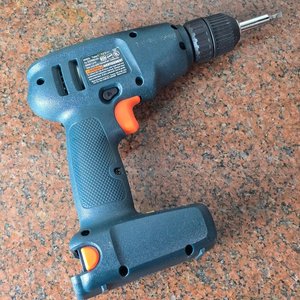 Taladro Inalámbrico Black & Decker 7.2V Cordless Drill Kit - imagen 3