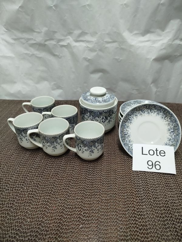Juego de Café de Porcelana Blanca con Diseño Azul