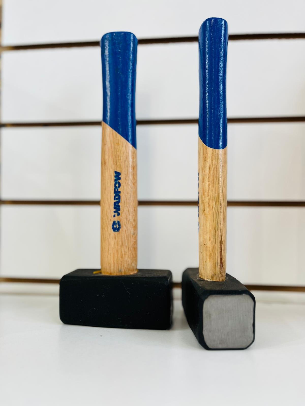 Set de 2 Mazas Wadfow con Mango de Madera