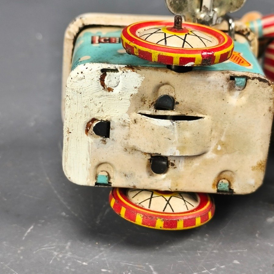 Item 17677 - Image 5