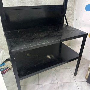 Estantería Metálica Negra con 3 Estantes y Estructura Superior - imagen 3