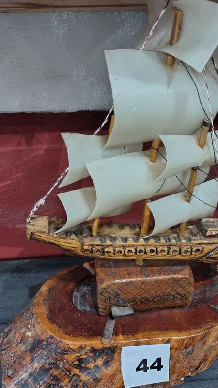 Barco Caravela Artesanal en Madera - Modelo de Barco en Madera - imagen 5