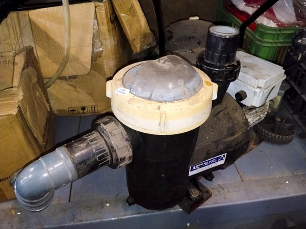 Electrobomba Monofásica AstralPool para Piscina (No Enciende)