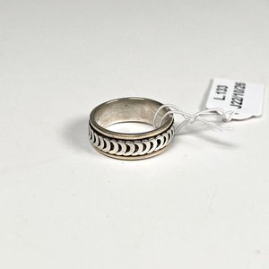 Lote anterior: Anillo de Plata 925 y Oro con Diseño Cíclico