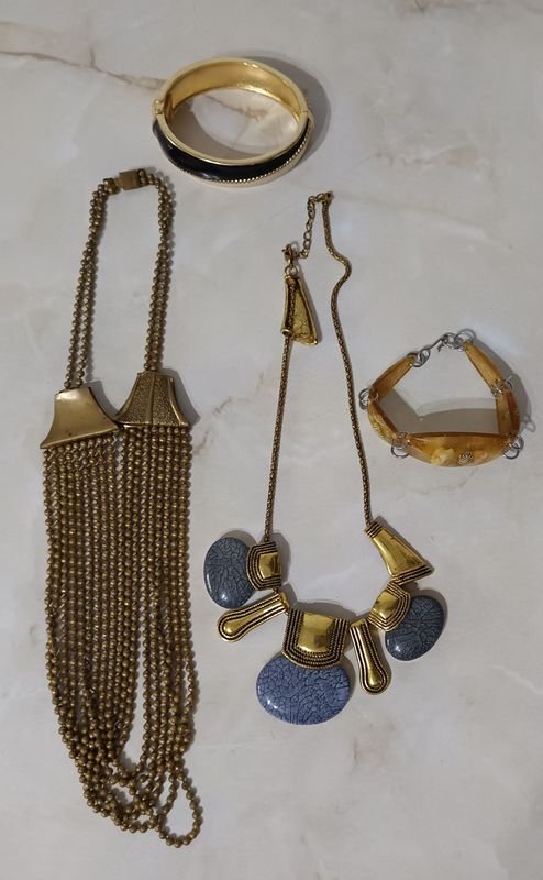 Item 763967 - Image 1