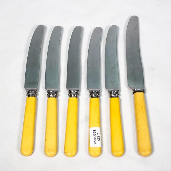 Seis Cuchillos Ingleses con Mangos de Nácar y Simil Nácar - imagen 1