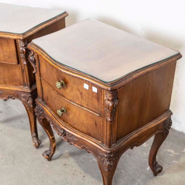 Muebles Luis XV antiguos con detalles en madera - imagen 2