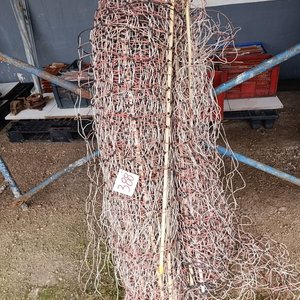Lote siguiente: Malla Eléctrica para Animales con Estacas