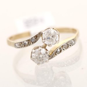 Anillo "Pellizco" Oro 18k con Brillantes y Diamantes - imagen 1