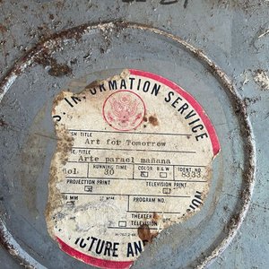 Dos Carreteles de Película Cinematográfica con Estuche Metálico - imagen 6