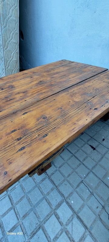 Mesa ratona rustica en pinotea, mesa de madera antigua - imagen 6