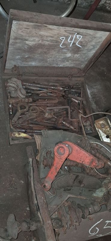 Item 880828 - Image 1