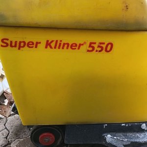 Lavadora y fregadora de pisos profesional Dixter Super Kliner 550. Equipo robusto de alta productividad diseñado para limpiar y secar superficies medianas a grandes en una sola pasada, optimizando drásticamente los tiempos de trabajo - Con Detalles Se Vende a al Vista - imagen 3