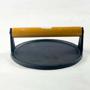 Prensa para Hamburguesas de Hierro con Mango de Madera - 18 cm - imagen 1