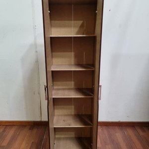 Placard Bajo Castaño con Estantes Internos - imagen 3