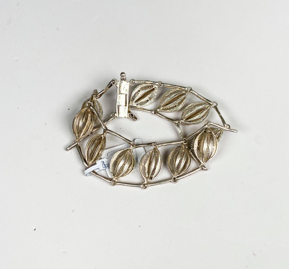 Lote siguiente: Pulsera filigrana de plata ancha