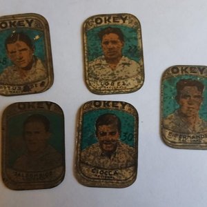 Lote anterior: Lote de 5 Chapitas Metálicas Okey (1935) - Club Nacional