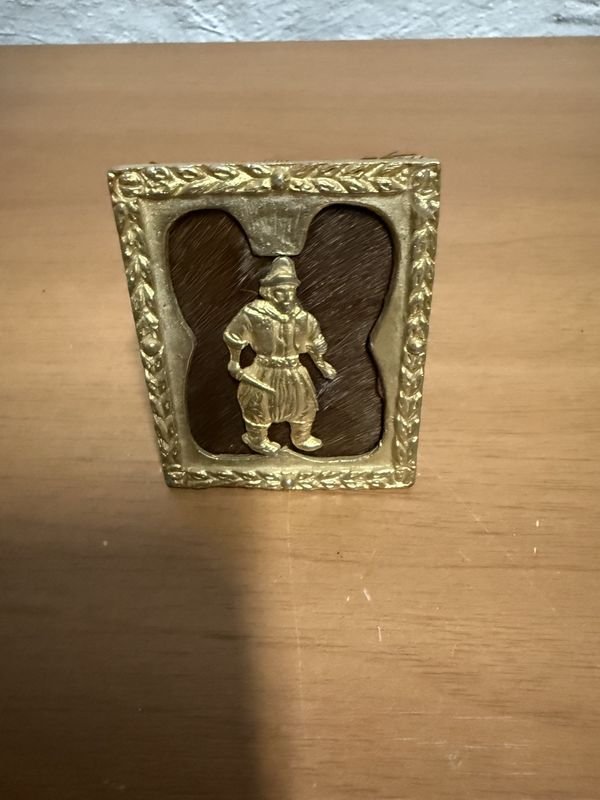 Item 875992 - Image 0