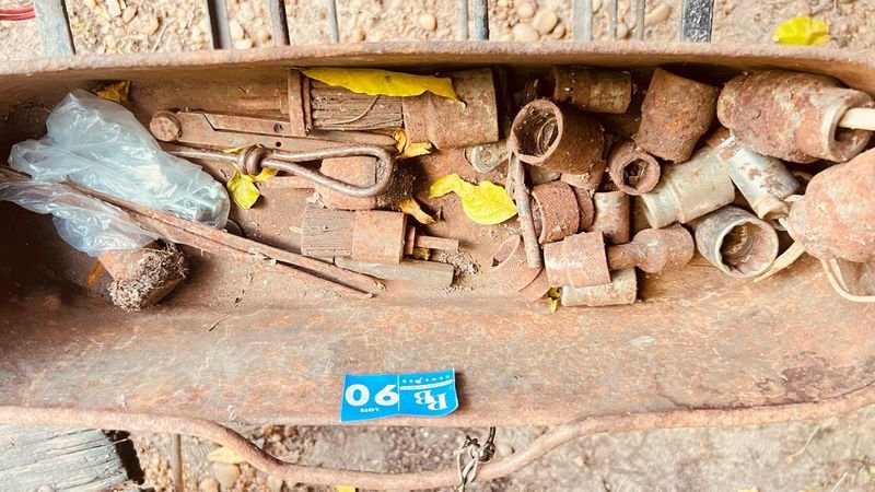 CANASTA DE CHAPA CON TUBOS Y OTROS - imagen 6