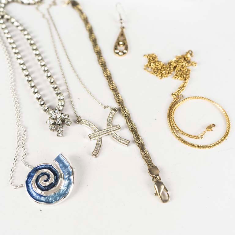 Collares y pulseras de metal con piedras azules - imagen 2